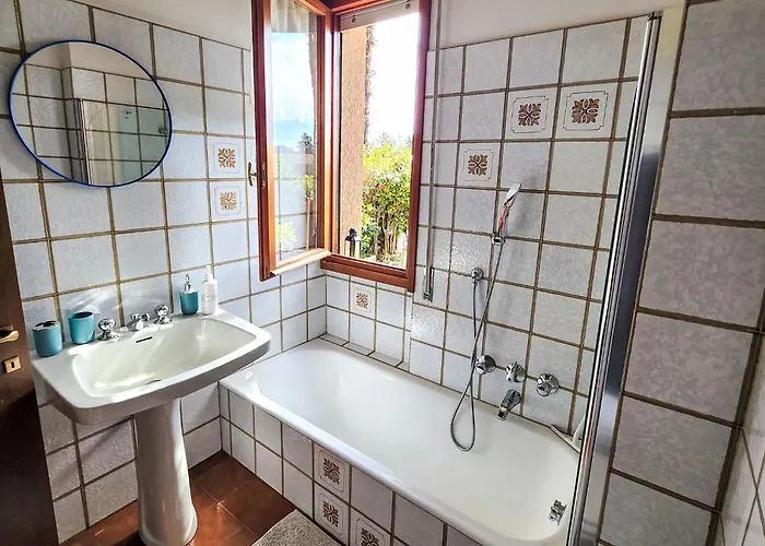 By The By Interhome *